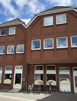 Vermietete Zwei-Zimmer-Wohnung mit großem Balkon im Zentrum von Hamburg-Finkenwerder! - Hamburg