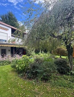 Seltene Gelegenheit - Einfamilienhaus mit großem Grundstück und See-und Bergblick! - Friedrichshafen