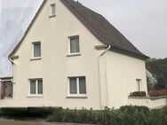 Freistehendes Einfamilienhaus mit großem Garten - Neuwied