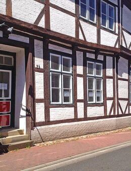 Repräsentatives Wohnhaus mit vielen Entwicklungsmöglichkeiten- ehemaliges Adelspalais- mit kurzen Wegen zum Glückstädter Marktplatz in 1a Lage! - Glückstadt