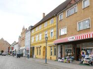 Stadthaus Mehrfamilienhaus mit Gewerbeteil - Kyritz