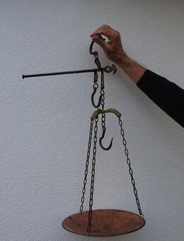 Hängewaage/Balkenwaage mit Kupferteller - Trebbin