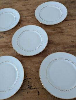 Fünf Kuchenteller mit Goldverzierung 19 cm - Augsburg