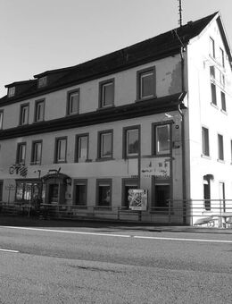 Wohn- und Geschäftshaus mit großzügigem Ausbaupotenzial direkt an S-Bahn und Fähre! - Neckarsteinach
