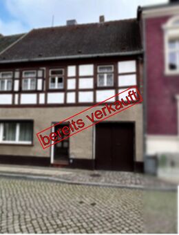Bereits verkauft ! Ausbauhaus im Stadtzentrum mit kleiner Scheune - Osterburg (Altmark)