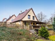 Einfamilienhaus in Waldsieversdorf - Mit Keller, Einbauküche, Kamin, Tiefgarage, großem Garten - Waldsieversdorf