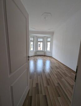 +++NEU!4-R. WHG.+FAMILIENTAUGLICH+GROßE WOHNKÜCHE+TAGESLICHTBAD m. WANNE U. DUSCHE+GR. WOZI.+HELL! - Leipzig