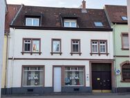 Ohne Markler: Vorder- und Hinterhaus in Seckenheim - Mannheim