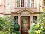 Exklusives Stadthaus mit Originalstuck, Naturgarten und modernisierter Technik - Baden-Baden