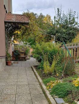 Ruhige 2,5-Zimmer-Wohnung mit Gartennutzung - Reichenbach (Vogtland)
