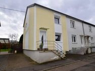 Reiheneckhaus mit Garten in Völklingen - Ludweiler. - Völklingen