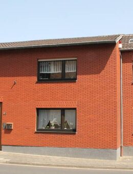 Großes Haus auch geeignet als Mehrgenerationenhaus mit Toreinfahrt und geschlossenem Innenhof! - Zülpich