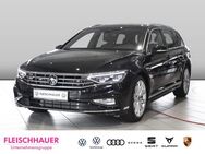 VW Passat Variant, 2.0 TSI R-Line IQ Drive Area-View, Jahr 2023 - Aachen