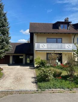 Schöne 3-Zimmer-Dachgeschosswohnung mit Stellplatz in Tettnang-Schäferhof - Tettnang