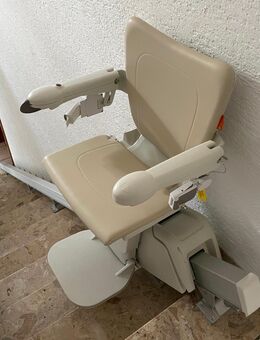 Treppenlift Handicare mit Drehsitz + optional Montage (~ 800 €) ! - Ottweiler