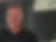 Uwe*** - Bergisch Gladbach