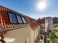 1,5 Zimmer mit Balkon im saniertem Altbau // PROVISIONSFREI - Berlin