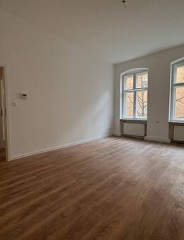 Moabit: Kaiserin-Augusta-Alle: ERSTBEZUG: 2-Zi-AB-Whg, HH 2. OG, ca 53 m² per SOFORT zu VERKAUFEN - Berlin