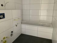 Wohlfühlen in Ihrem neuen Badezimmer! Preisgünstige 3-Zimmer Wohnung in Monheim - Monheim (Rhein)