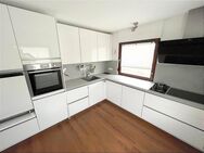 Wunderschöne 5,5 Zimmer-Maisonette-Wohnung mit großer Scheune-Lager in perfekter Randlage von Kirchheim-Nabern - Kirchheim (Teck)