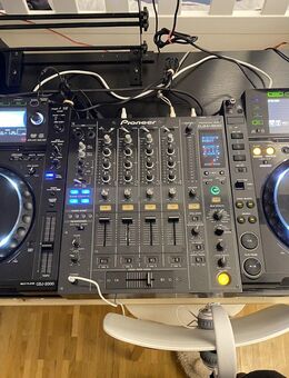 Djm 800 Pioneer+ 2x DDJ 2000 + Djm 250 km2 - Zürich
