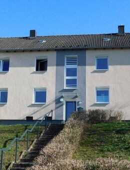 Überruhr Holthausen: Schöne 3-Zimmer-Wohnung mit gr. Balkon - Essen