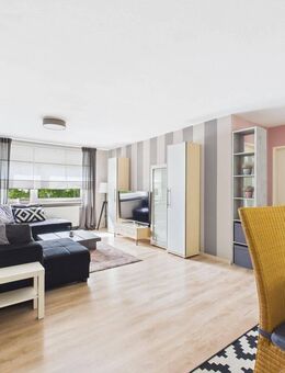3,5-Zimmer-Wohnung mit Balkon in Nürtingen - Nürtingen