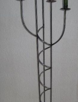 Neuwertiger Kerzenständer für 6 Kerzen, Edelstahl, ca. 1 m Höhe, perfekter Zustand, 10 € - Unterleinleiter
