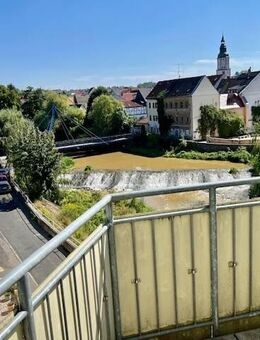 Zentrumsnahe 3-Raum Wohnung/ DG mit Balkon in Döbeln - Döbeln