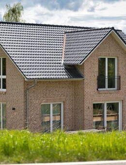 NEUWERTIGES EINFAMILIENHAUS MIT VIEL PLATZ UND HOCHWERTIGER AUSSTATTUNG! - Weidenbach (Landkreis Rhein-Lahn-Kreis)