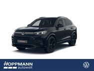 VW Tiguan, 2.0 l TDI R-Line, Jahr 2022 - Haiger