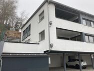 Exklusive 3 Zimmer Wohnung mit riesigem Balkon und Terrasse in Deggendorf - Deggendorf