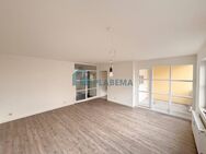 Lindenbergviertel! Frisch renoviert, 2- Zimmer mit Balkon und neuwertiger Einbauküche - Neubrandenburg