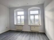 Tolle Lage - sanierte Wohnung - 2-Räume + Bad und Küche auf der Rathenaustraße in Annaberg!! - Annaberg-Buchholz