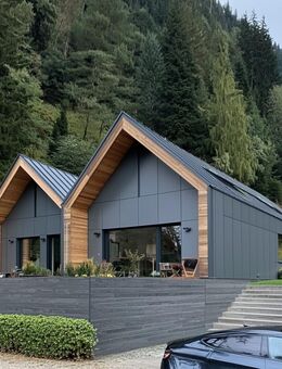 Ausbauhaus! Hochwertiges KfW 40 Bungalow mit Garten und Südterrasse in ruhiger Lage - Bad Neustadt (Saale)