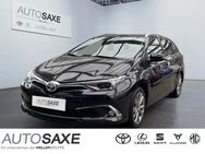 Toyota Auris, 1.8 Hybrid TS Executive SmartKey, Jahr 2016 - Leipzig Alt-West