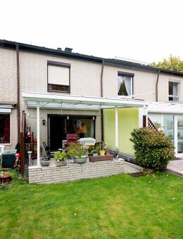 Familienidyll in Hamburg-Eidelstedt: Gepflegtes Reihenhaus mit Vollkeller, Garage und modernen Extras - Hamburg