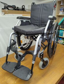 Leichtgewichtsrollstuhl Eurochair 2.750 von Meyra - Gerstetten