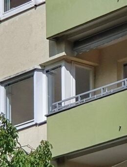 Bezugsfreie Süd-West-Wohnung - ca. 50 m² - mit Stellplatz - Berlin