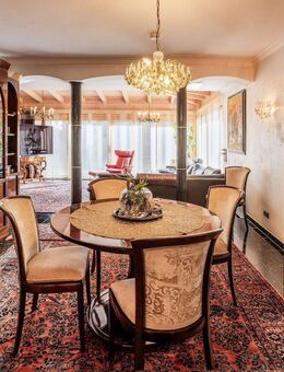 Exklusive 4-Zimmer-Wohnung in Toplage von Kulmbach - Kulmbach