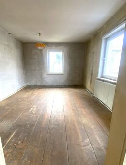 Zentrales WOHNHAUS in Pfaffenberg - RENOVIERUNGSOBJEKT mit großem Potenzial für Wohnen und Gewerbe - Mallersdorf-Pfaffenberg