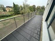 Höchster Wohnkomfort - Sofort bezugsfertig - 4Zimmer- Aufzug Kfw55- Carport- gr. 15m² Südbalkon 2.OG - Dresden