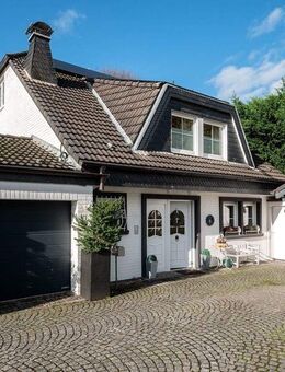Moderne Landhausvilla mit Charme und Komfort - Ratingen