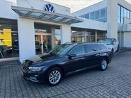 VW Passat Variant, 2.0 TDI Business, Jahr 2023 - Pasewalk