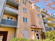 2-Raumwohnung mit Balkon und Tiefgaragen-Stellplatz in Pieschen sucht neues Leben! - Dresden