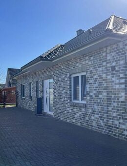 Ihr neues Familiendomizil mit viel Platz, großem Garten und begehrter Lage in Bösel. Raus aus der Stadt, rein ins Glück! - Bösel