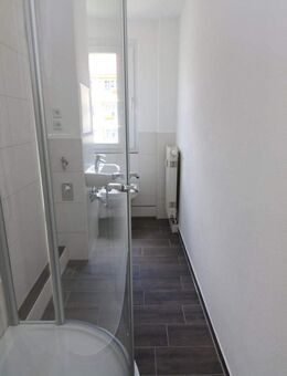 Top die Dusche gilt...moderne 2-RW mit Dusche!!! - Freiberg
