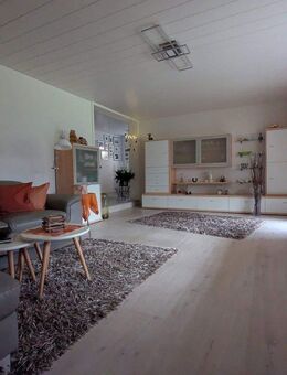 von Privat renovierte sofort bezugsfertige 4,5-Zi. Wohnung Filderstadt - Filderstadt