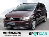 VW Touran, 1.0 TSI TRENDLINE MET, Jahr 2019 - Solingen (Klingenstadt)