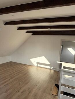Schöne ETW mit Balkon und Garten nähe U-Bahn und EKZ - Norderstedt